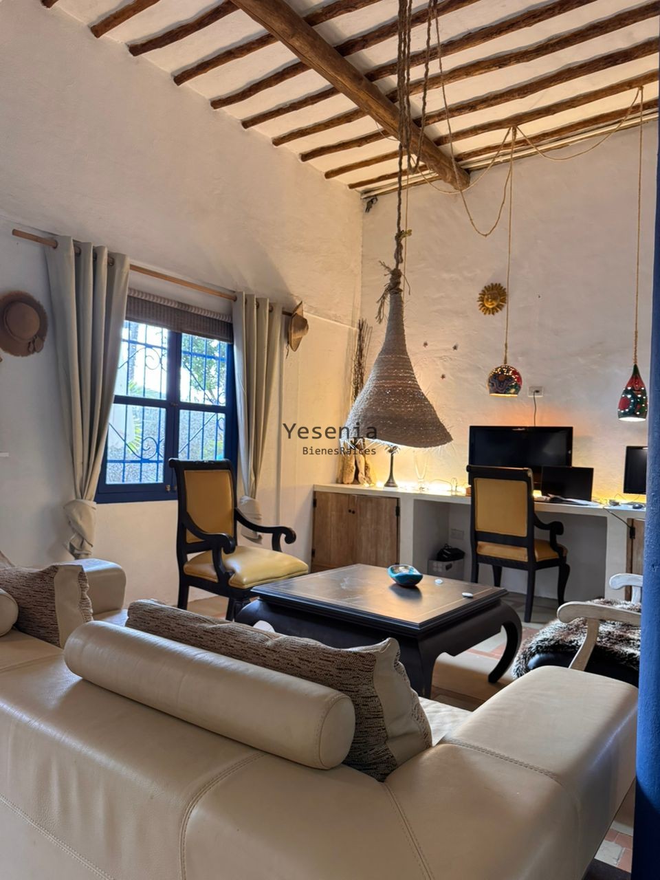 Villa reformada Urb. Jorge Coll